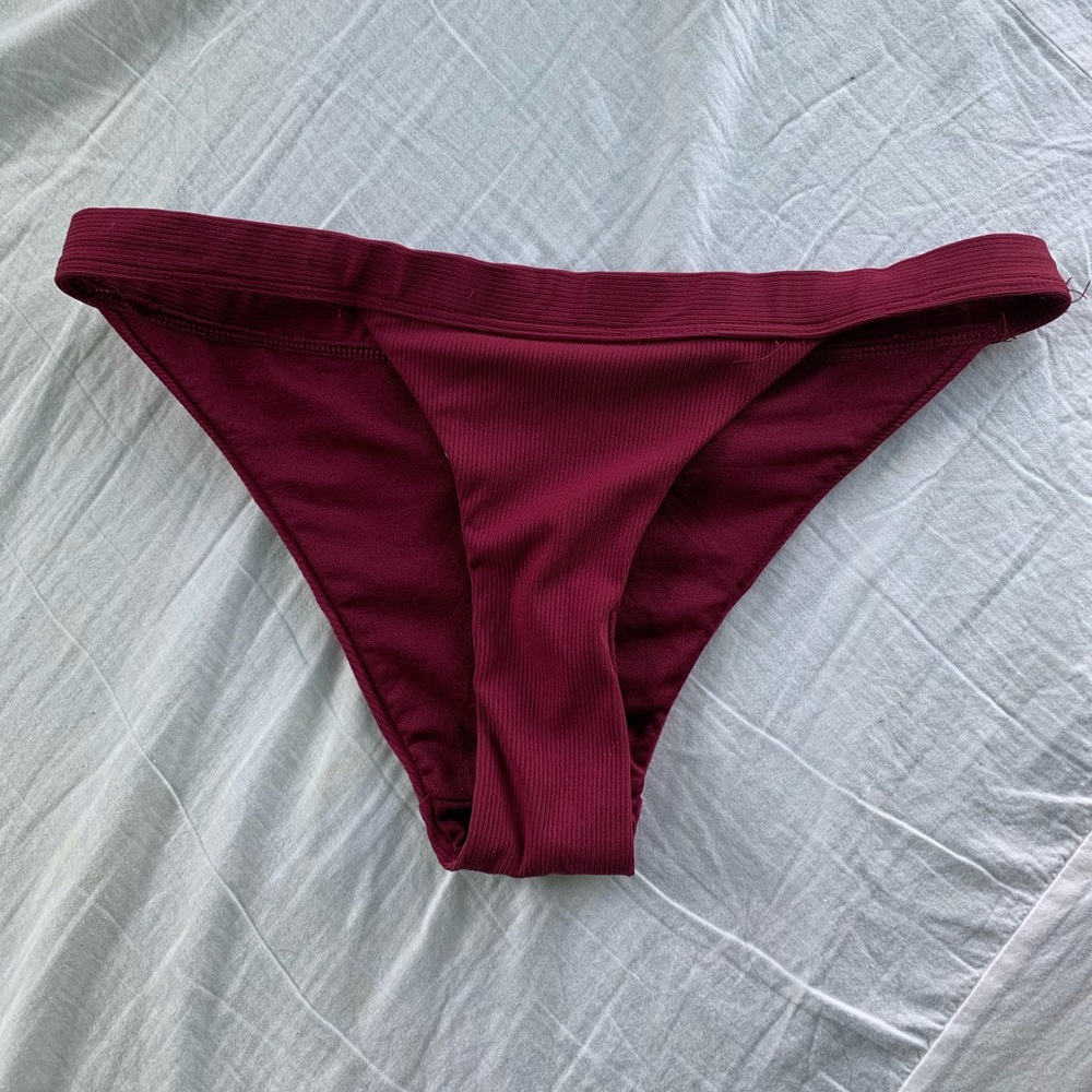 Ribbed high leg bikini bottoms